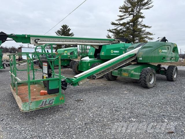 JLG 400S Teleskopbühnen