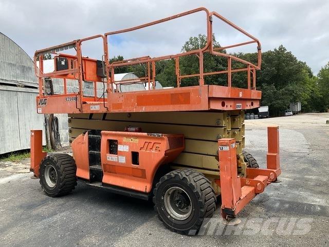 JLG 4394 RT Scheren-Arbeitsbühnen