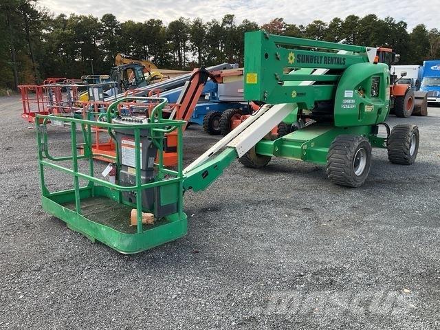 JLG 450A Gelenkteleskoparbeitsbühnen