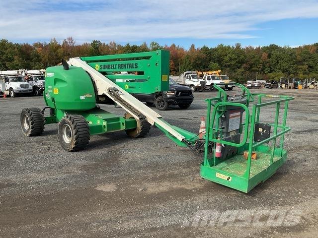 JLG 450A Gelenkteleskoparbeitsbühnen