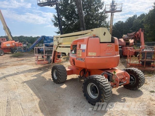 JLG 450AJ Gelenkteleskoparbeitsbühnen
