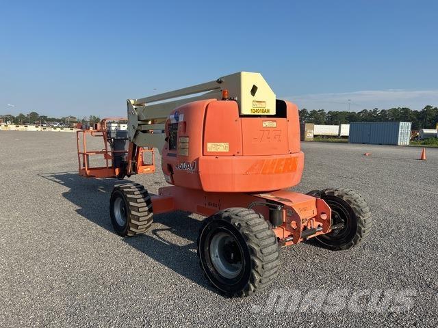 JLG 450AJ Gelenkteleskoparbeitsbühnen