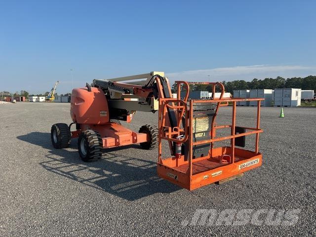 JLG 450AJ Gelenkteleskoparbeitsbühnen