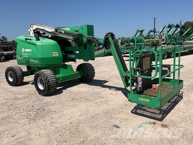 JLG 450AJ Gelenkteleskoparbeitsbühnen