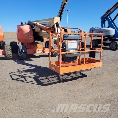 JLG 450AJ Gelenkteleskoparbeitsbühnen