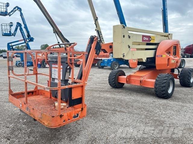 JLG 450AJ Gelenkteleskoparbeitsbühnen