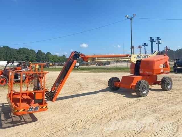 JLG 460SJ Teleskopbühnen