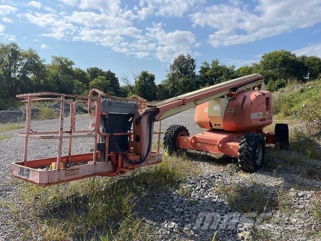 JLG 600A Gelenkteleskoparbeitsbühnen