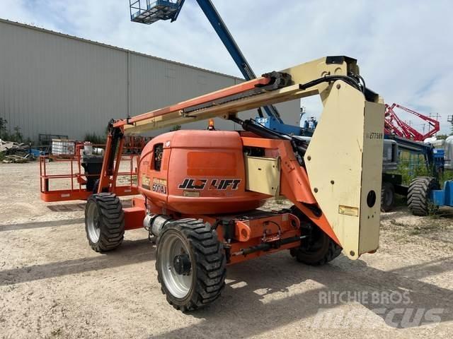 JLG 600AJ Gelenkteleskoparbeitsbühnen