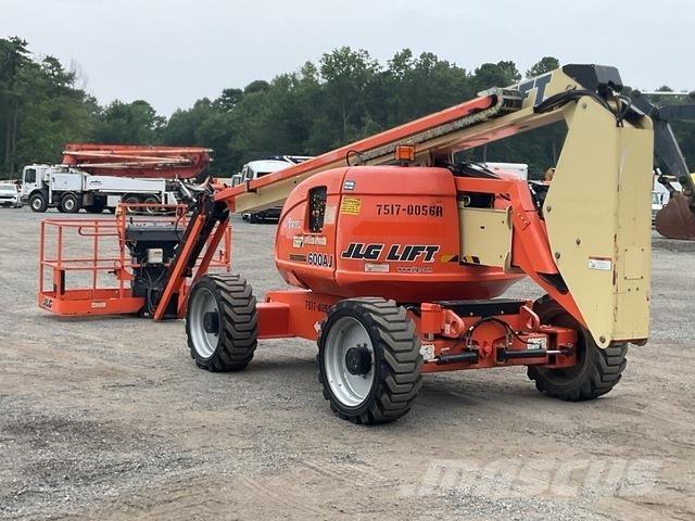 JLG 600AJ Gelenkteleskoparbeitsbühnen