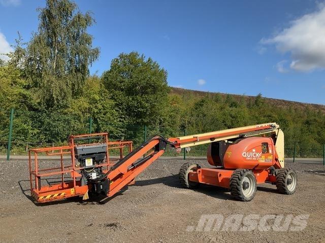 JLG 600AJ Gelenkteleskoparbeitsbühnen