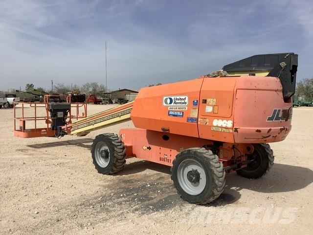 JLG 600S Teleskopbühnen