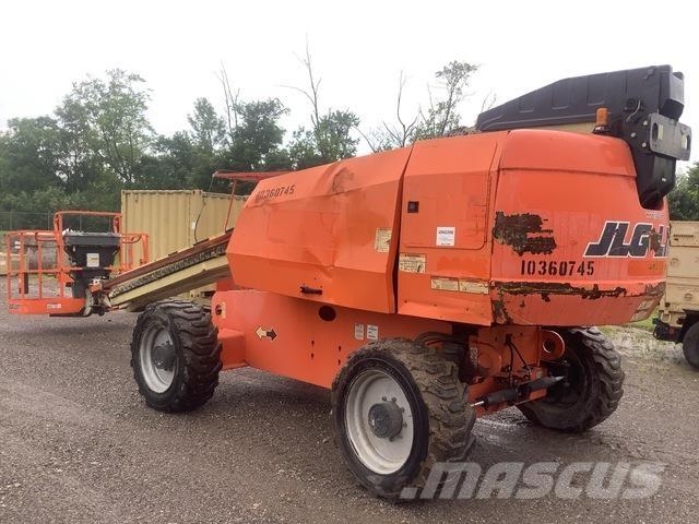 JLG 600S Teleskopbühnen