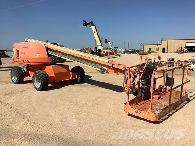 JLG 600S Teleskopbühnen