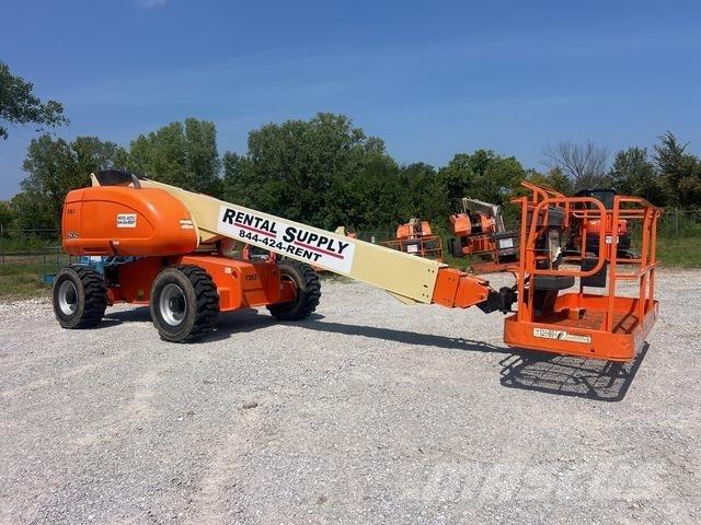 JLG 600S Teleskopbühnen