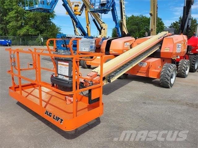 JLG 600S Teleskopbühnen