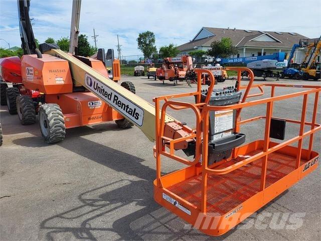 JLG 600S Teleskopbühnen