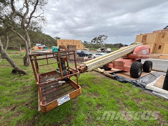 JLG 600S Teleskopbühnen