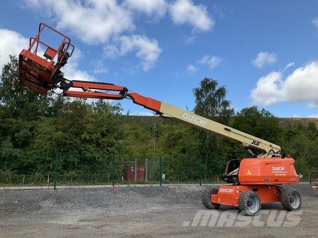 JLG 660SJ Teleskopbühnen