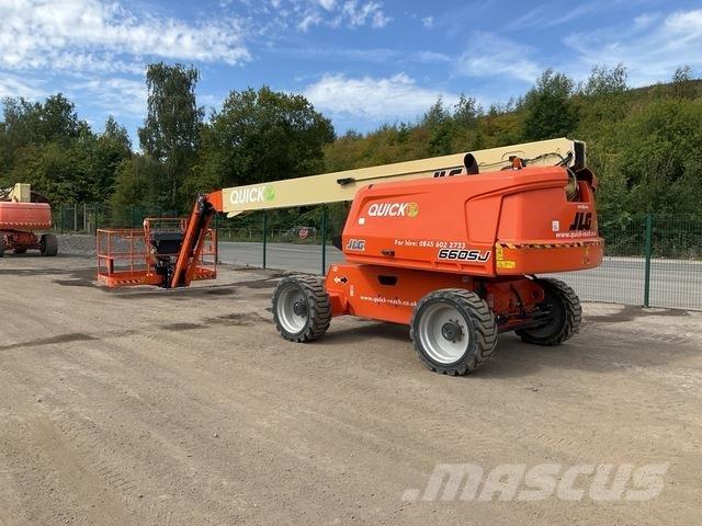 JLG 660SJ Teleskopbühnen