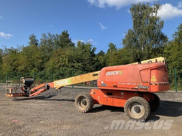 JLG 660SJ Teleskopbühnen