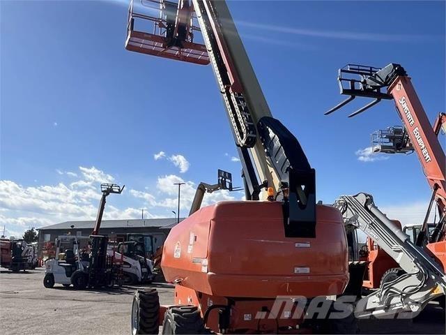 JLG 660SJ Teleskopbühnen
