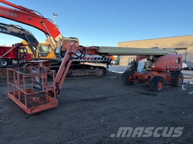 JLG 660SJ Teleskopbühnen
