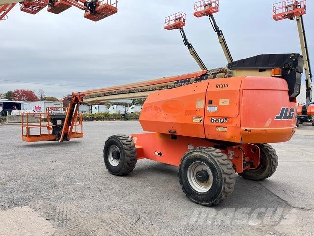 JLG 660SJ Teleskopbühnen