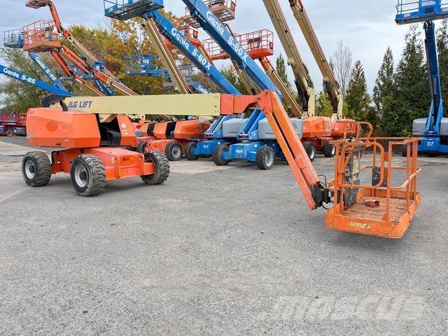 JLG 660SJ Teleskopbühnen
