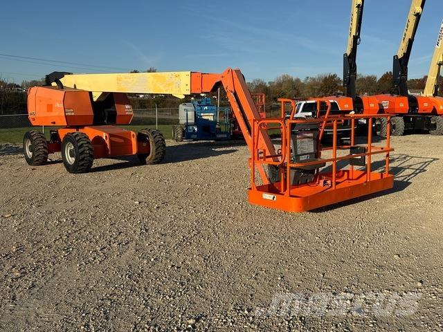JLG 660SJ Teleskopbühnen