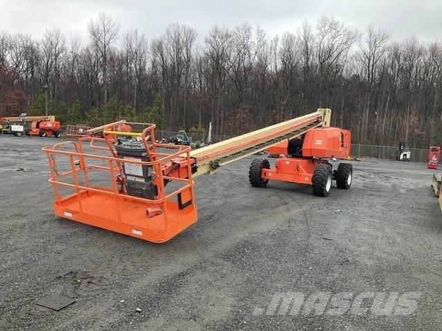 JLG 800 S Teleskopbühnen