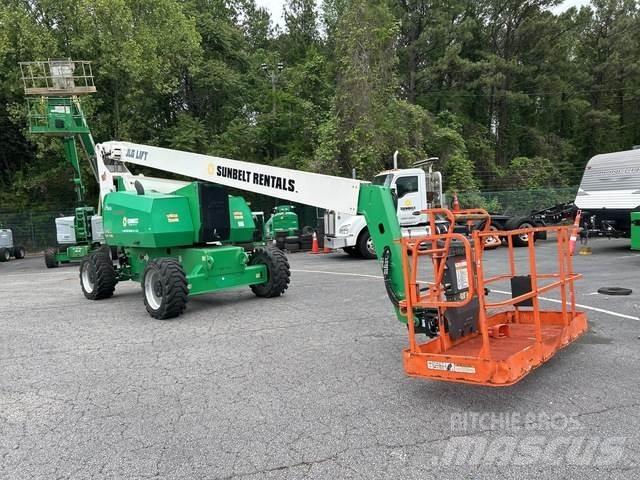 JLG 800A Gelenkteleskoparbeitsbühnen