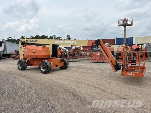 JLG 800AJ Gelenkteleskoparbeitsbühnen