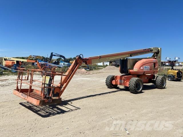 JLG 800AJ Gelenkteleskoparbeitsbühnen