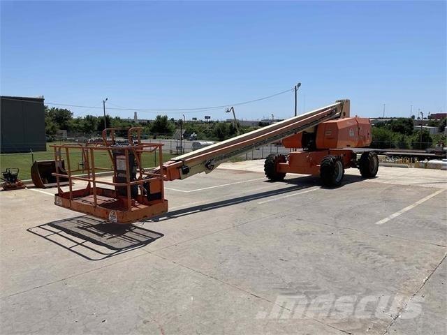 JLG 800S Teleskopbühnen