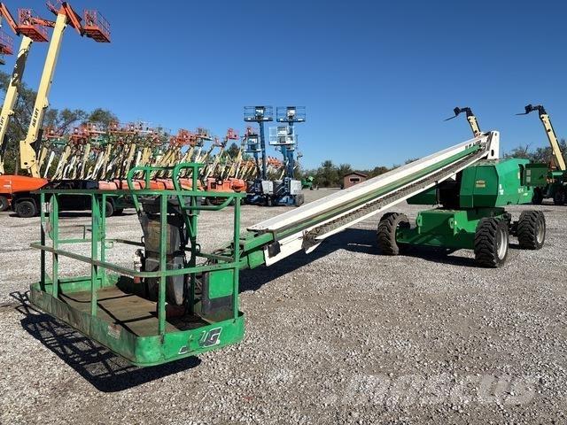 JLG 800S Teleskopbühnen
