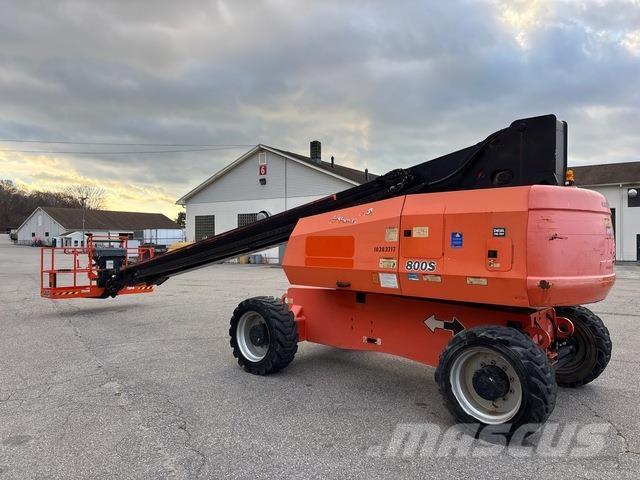 JLG 800S Teleskopbühnen