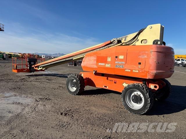 JLG 800S Teleskopbühnen