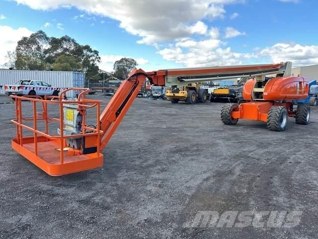 JLG 860SJ Teleskopbühnen
