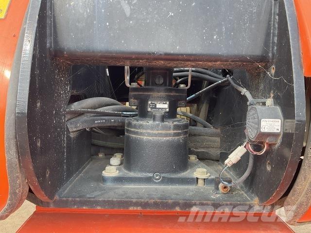 JLG 860SJ Teleskopbühnen