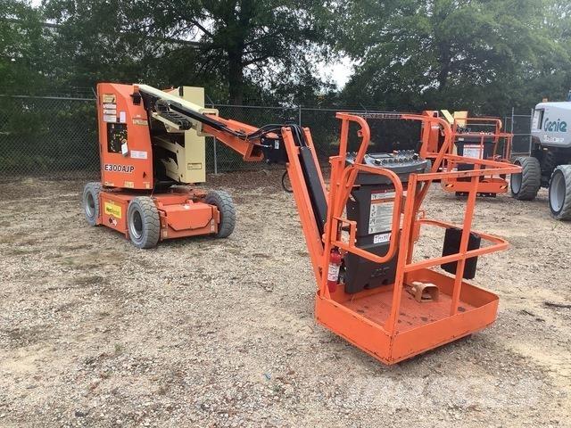 JLG E300AJP Gelenkteleskoparbeitsbühnen
