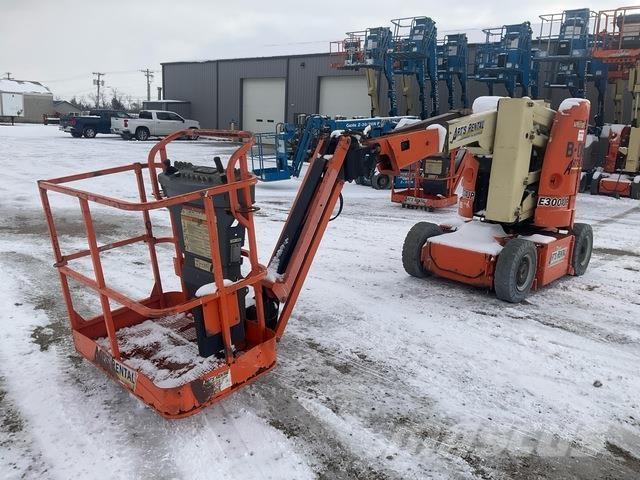 JLG E300AJP Gelenkteleskoparbeitsbühnen