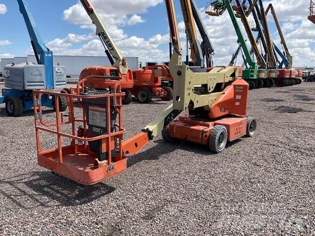 JLG E400AN Gelenkteleskoparbeitsbühnen