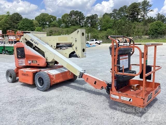 JLG E400AN Gelenkteleskoparbeitsbühnen