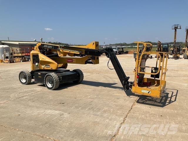 JLG E450AJ Gelenkteleskoparbeitsbühnen
