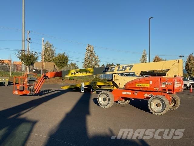 JLG M600J Teleskopbühnen