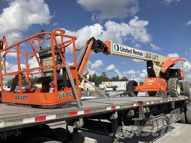 JLG M600JP Teleskopbühnen