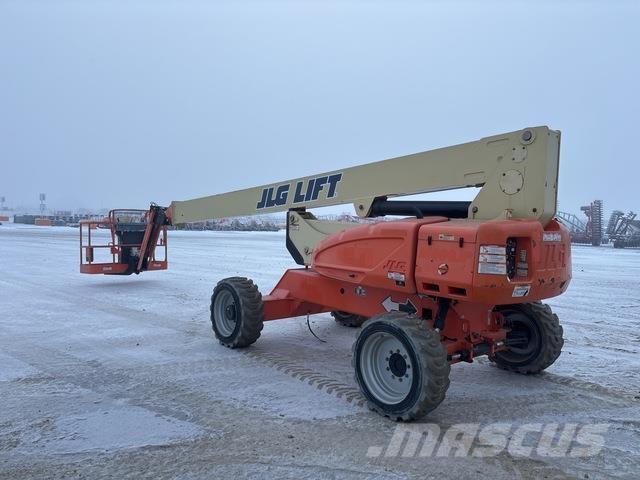 JLG M600JP Teleskopbühnen