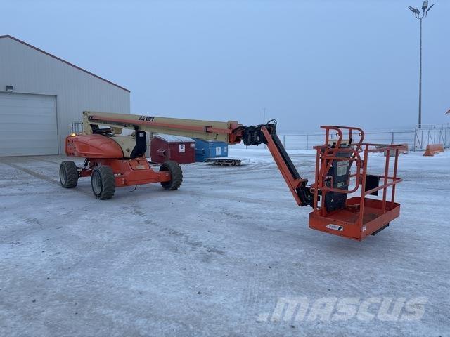 JLG M600JP Teleskopbühnen