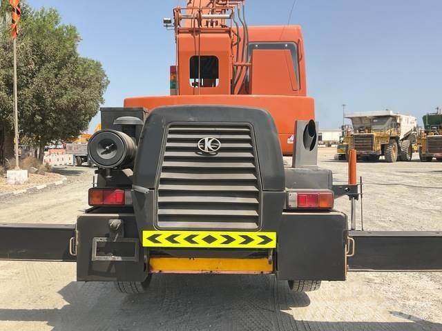 Kato KR10H Autokrane